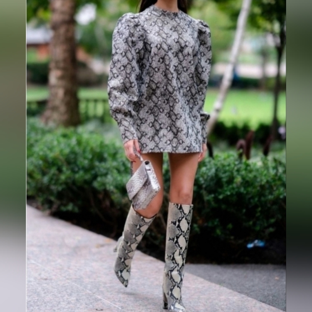 The Andamane | Baylee Snakeskin Print Jacquard Mini Dress Size S